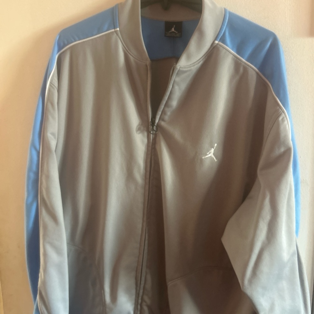 Jordan Men’s Gray & Light Blue Track Jacket